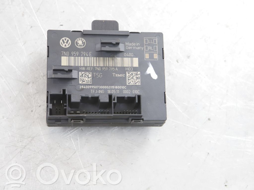 Seat Alhambra (Mk2) Door control unit/module 