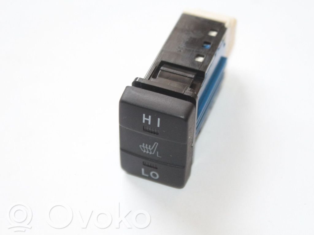 Toyota RAV 4 (XA40) Seat heating switch 
