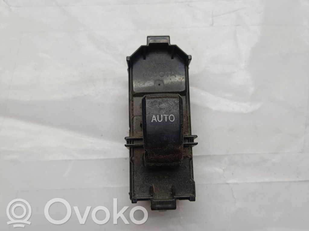 Toyota Corolla Verso E121 Electric window control switch 