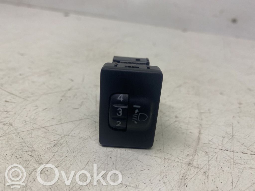 Toyota RAV 4 (XA30) Headlight level height control switch 