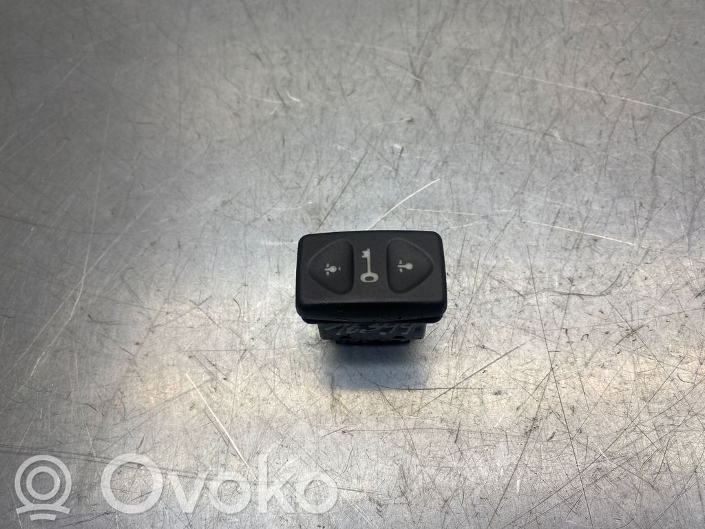 Land Rover Freelander Central locking switch button 