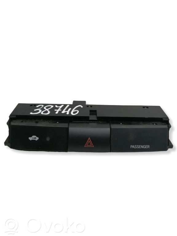 Toyota Corolla Verso E121 Hazard light switch 