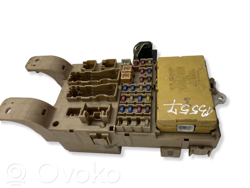 Toyota Corolla Verso E121 Fuse module 