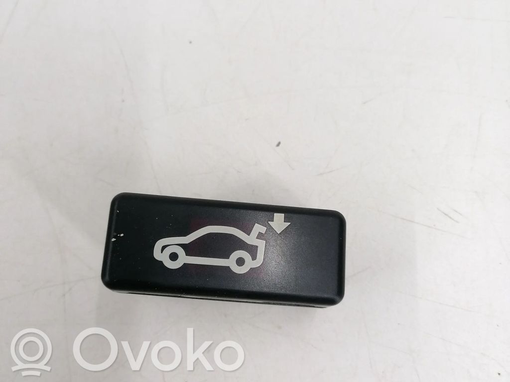 BMW X5 E70 Tailgate/boot open switch button 