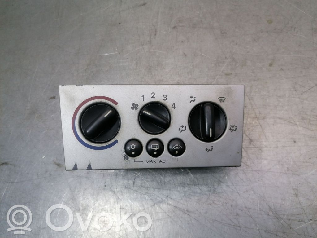Opel Meriva A Climate control unit 