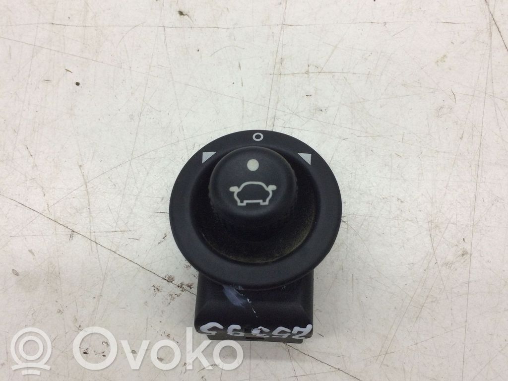 Ford Fiesta Wing mirror switch 