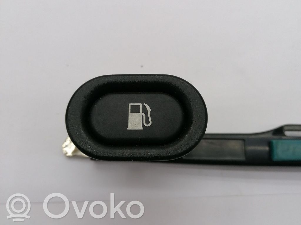 Saab 9-5 Fuel tank opening switch 