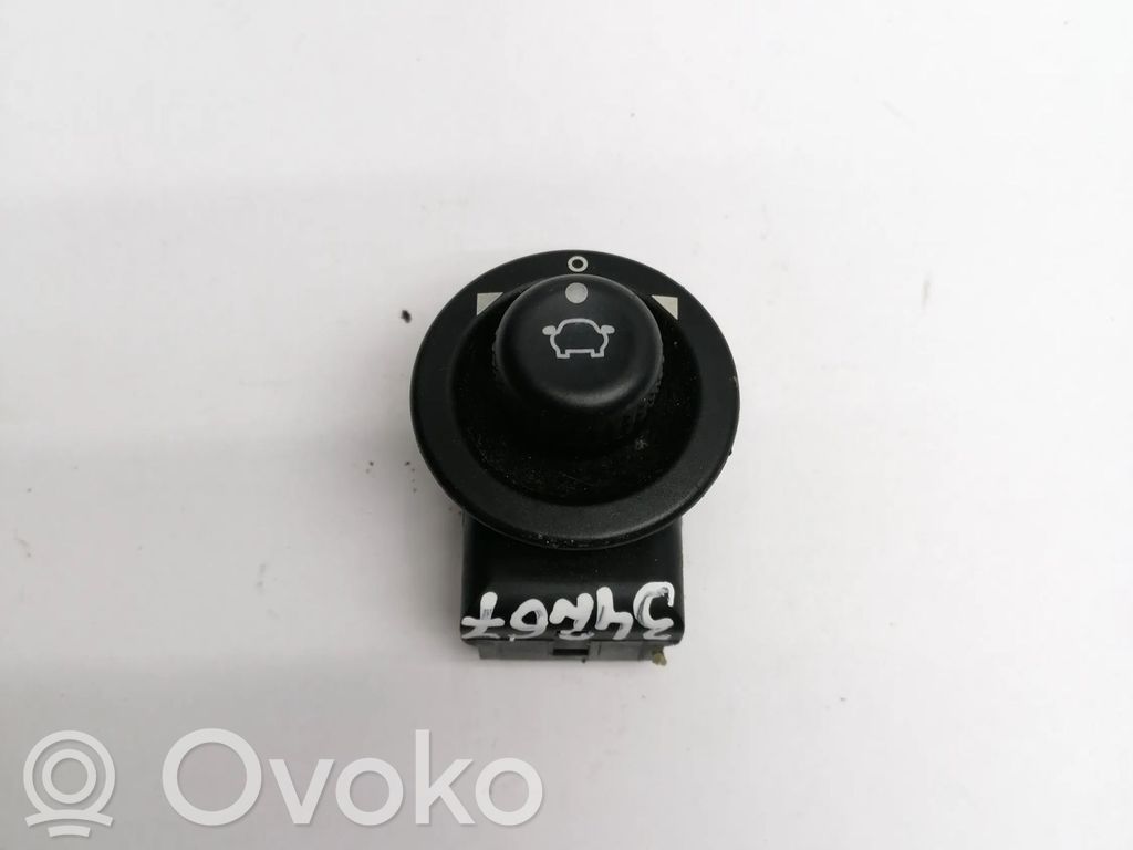 Ford Transit -  Tourneo Connect Wing mirror switch 