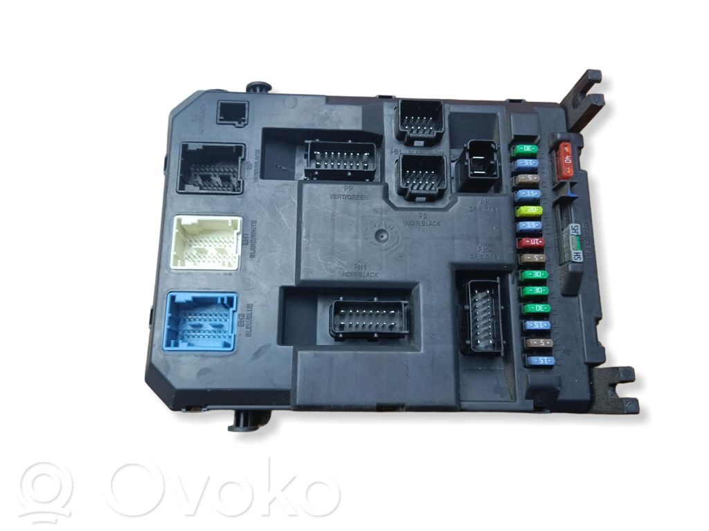 Citroen C3 Fuse module 