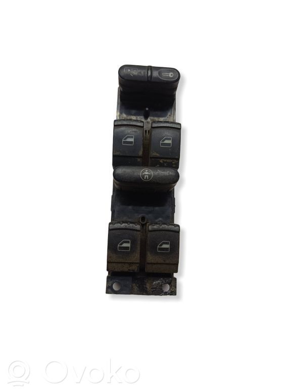 Volkswagen Golf IV Electric window control switch 