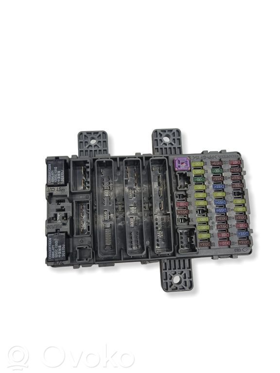 Honda Civic Fuse module 