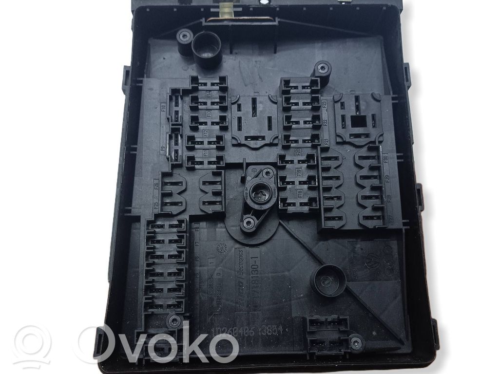 Seat Leon (1P) Fuse module 