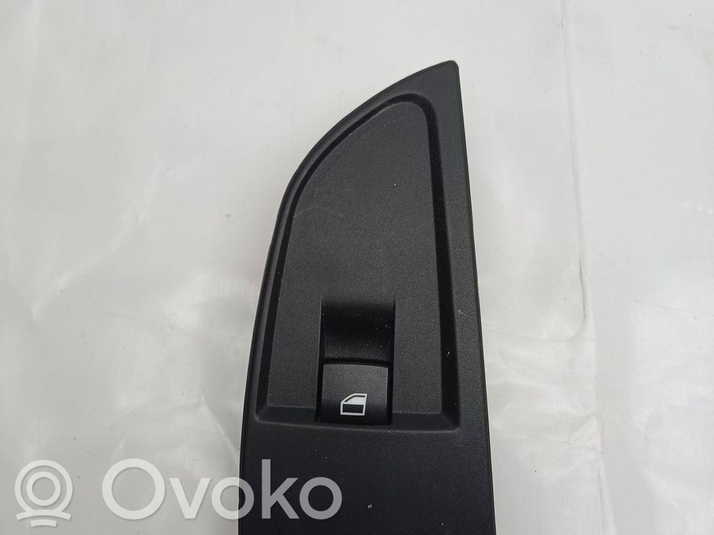 BMW i3 Electric window control switch 