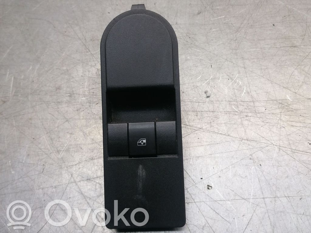 Opel Astra H Electric window control switch 
