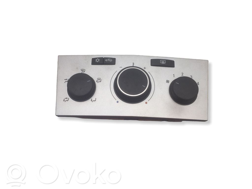 Opel Astra H Climate control unit 