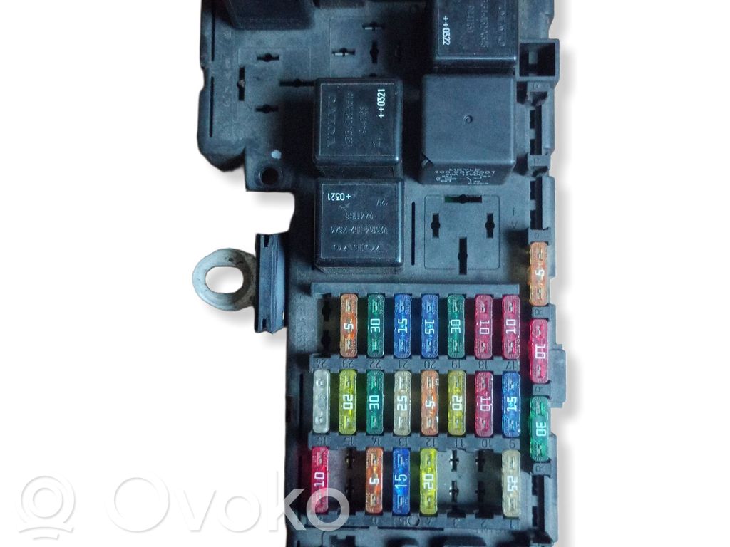 Volvo V70 Fuse module 