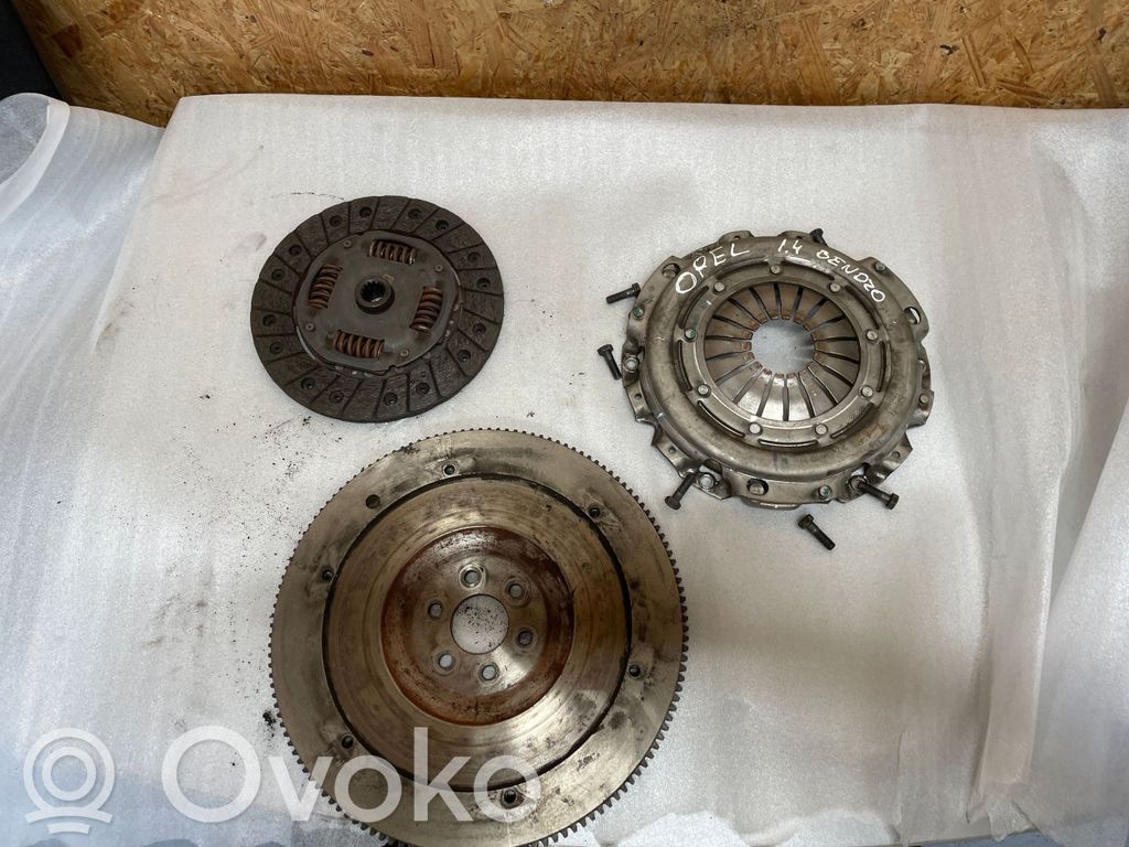 Opel Corsa E Sankabos komplektas 