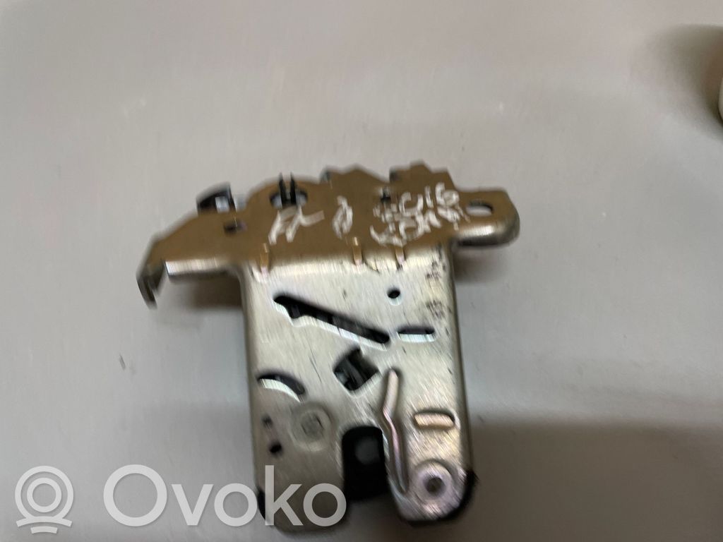 Audi A4 S4 B9 Loading door lock 
