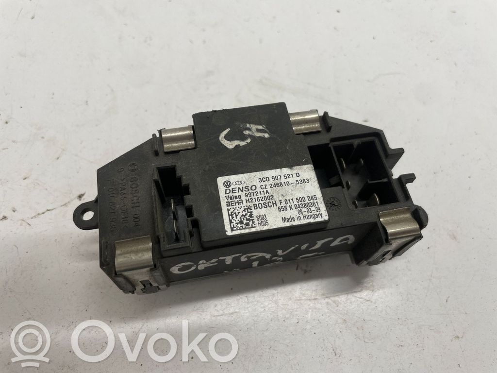 Skoda Superb B8 (3V) Relais Gebläse Heizung Lüftung 
