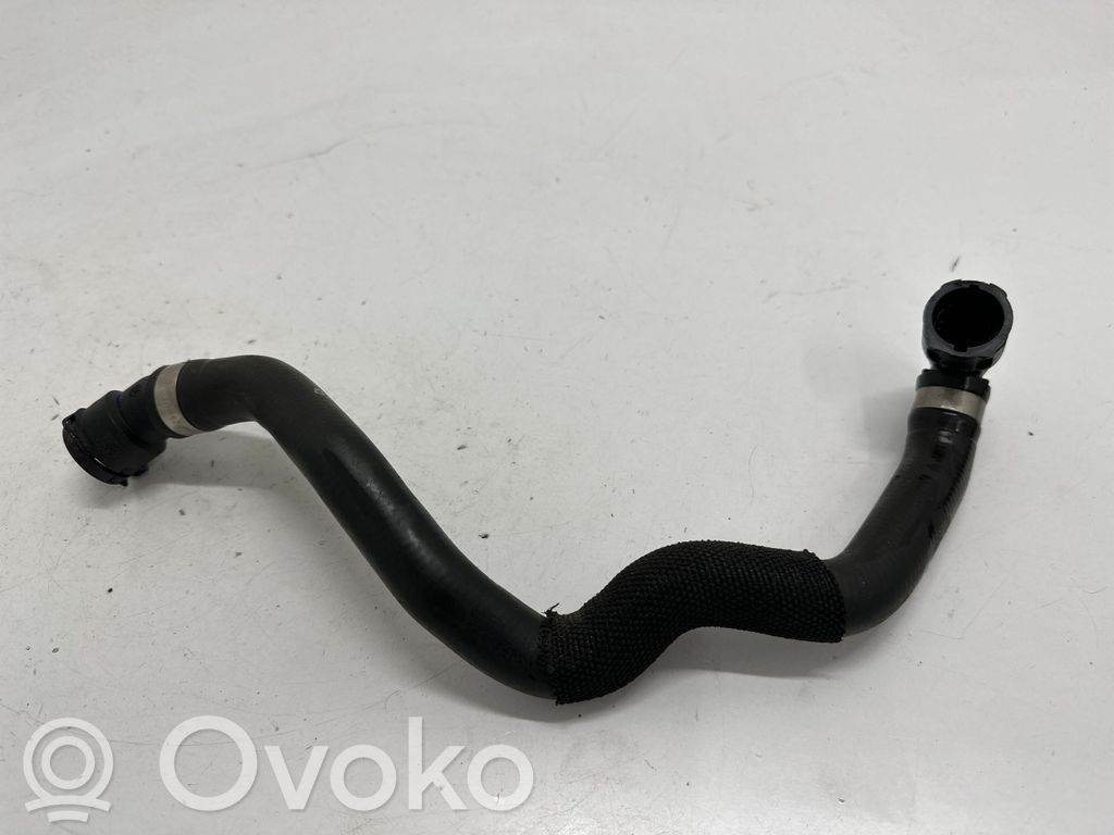 Mercedes-Benz A W177 Engine coolant pipe/hose 