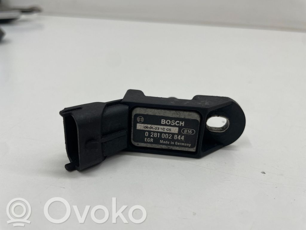 Opel Zafira B Air pressure sensor 