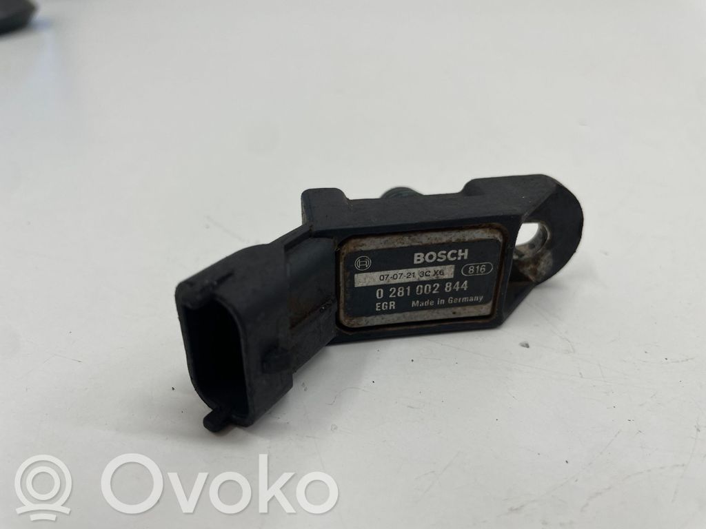 Opel Zafira B Air pressure sensor 