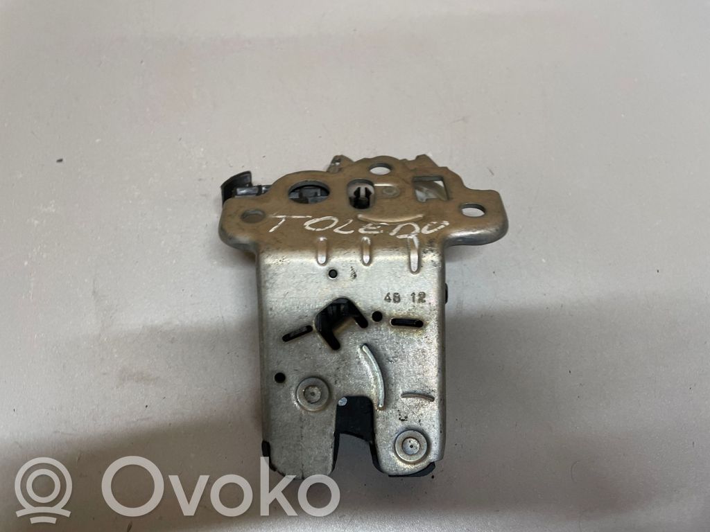 Seat Toledo IV (NH) Loading door lock 