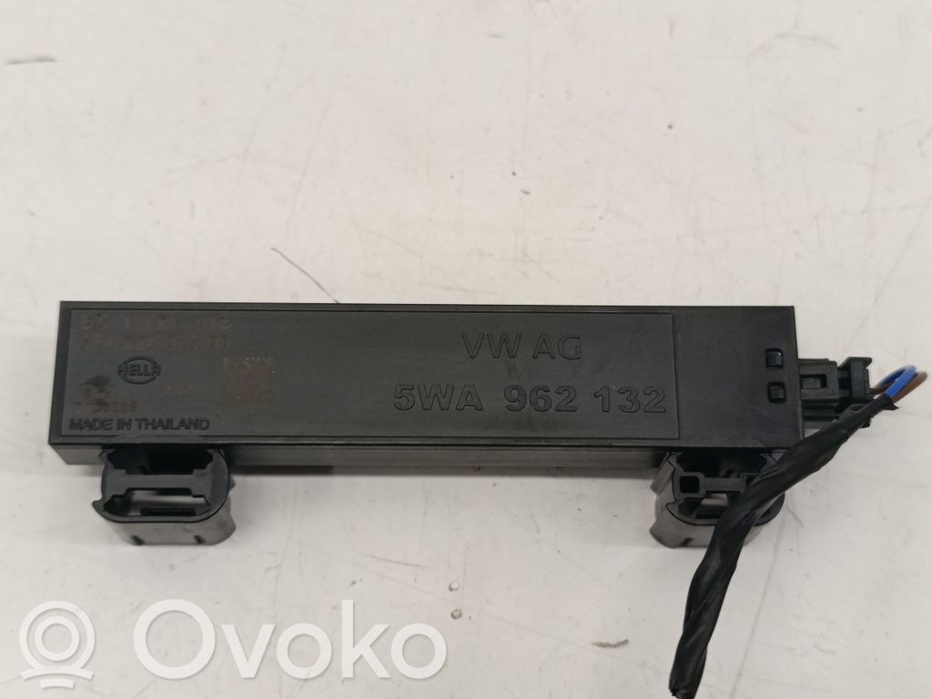 Audi A3 8Y Beraktės sistemos antena 