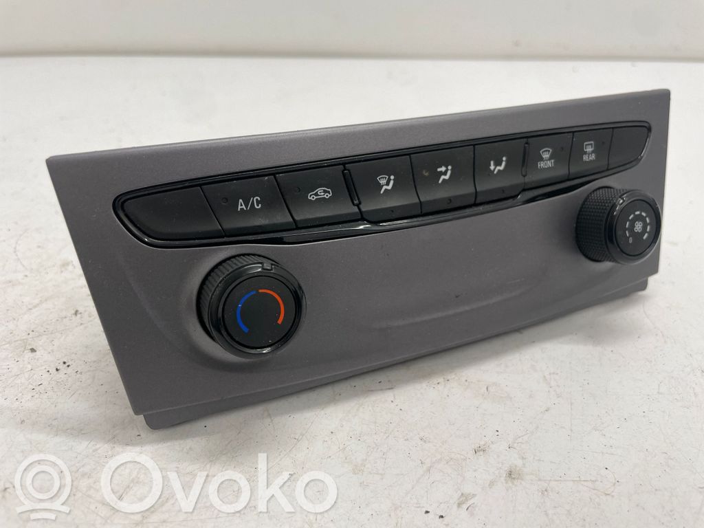 Opel Astra K Climate control unit 
