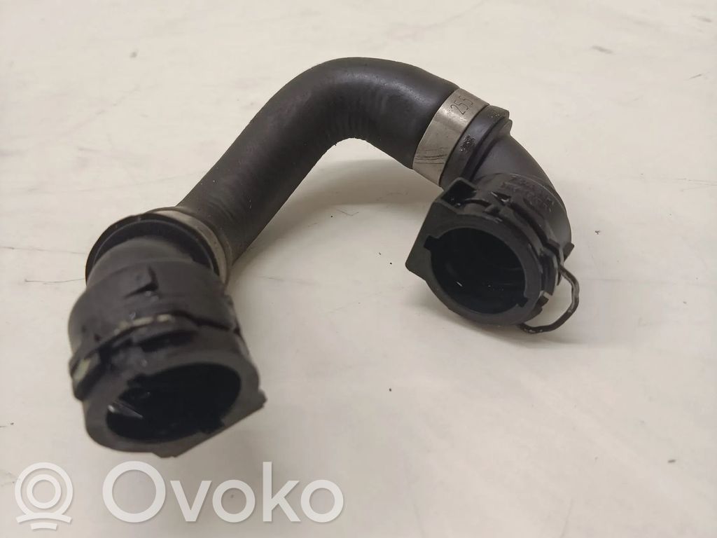 BMW 5 F10 F11 Engine coolant pipe/hose 