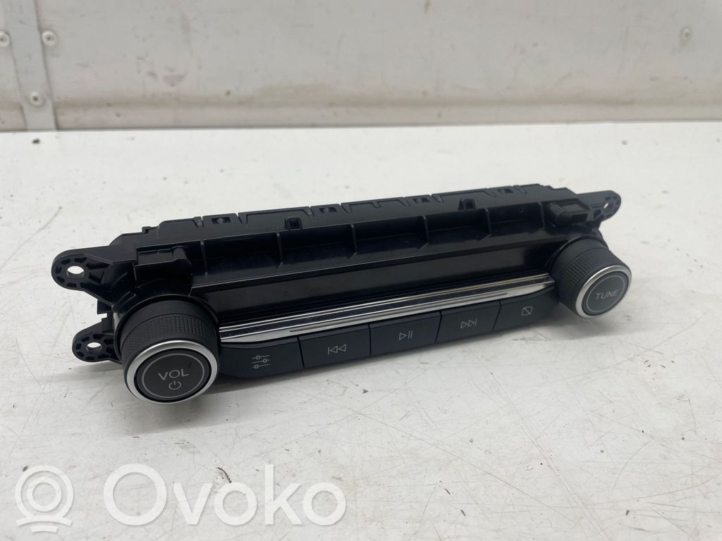 Ford Focus Skaņas regulēšanas slēdzis 