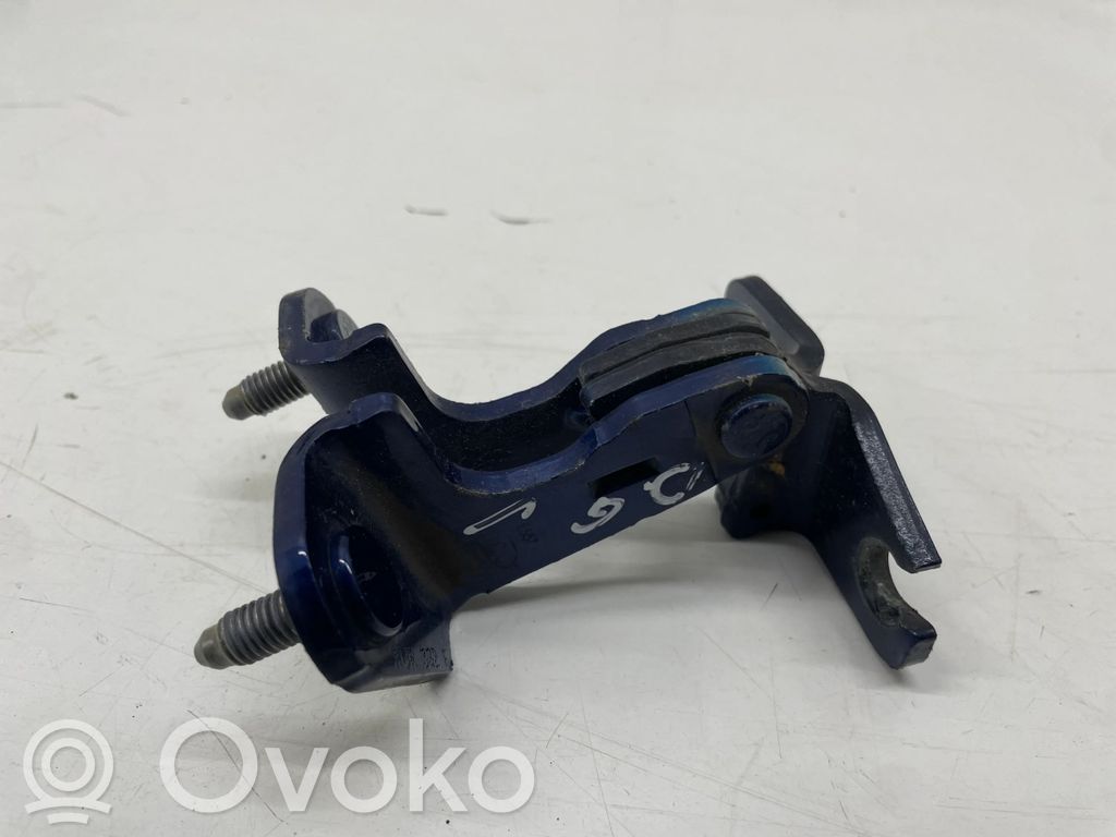 Rear door upper hinge