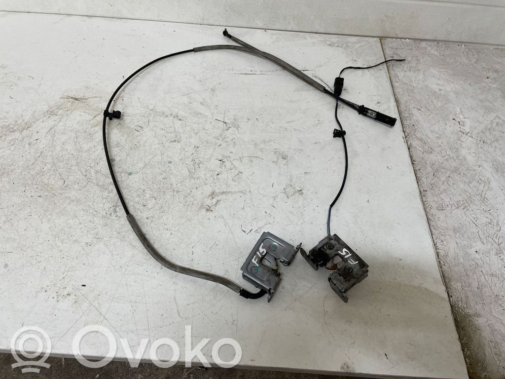 BMW X5 F15 Dzinēja pārsega slēdzene 