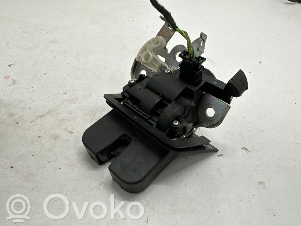 Audi A4 Allroad Tailgate/trunk/boot lock/catch/latch 