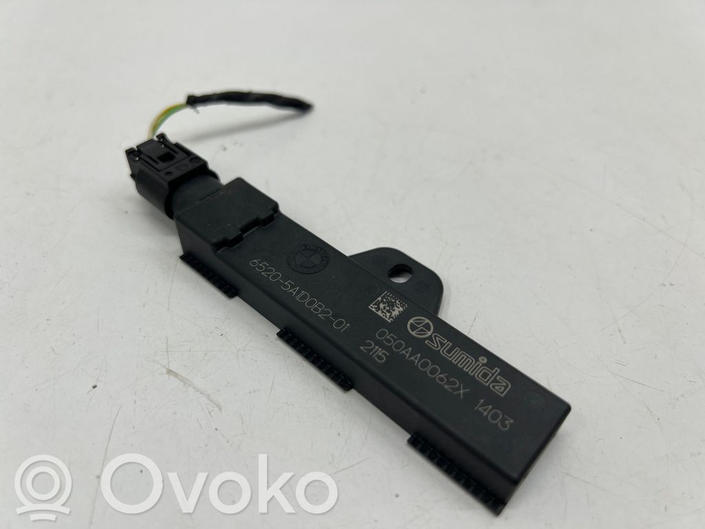 BMW 2 Active Tourer U06 Keyless system antenna 