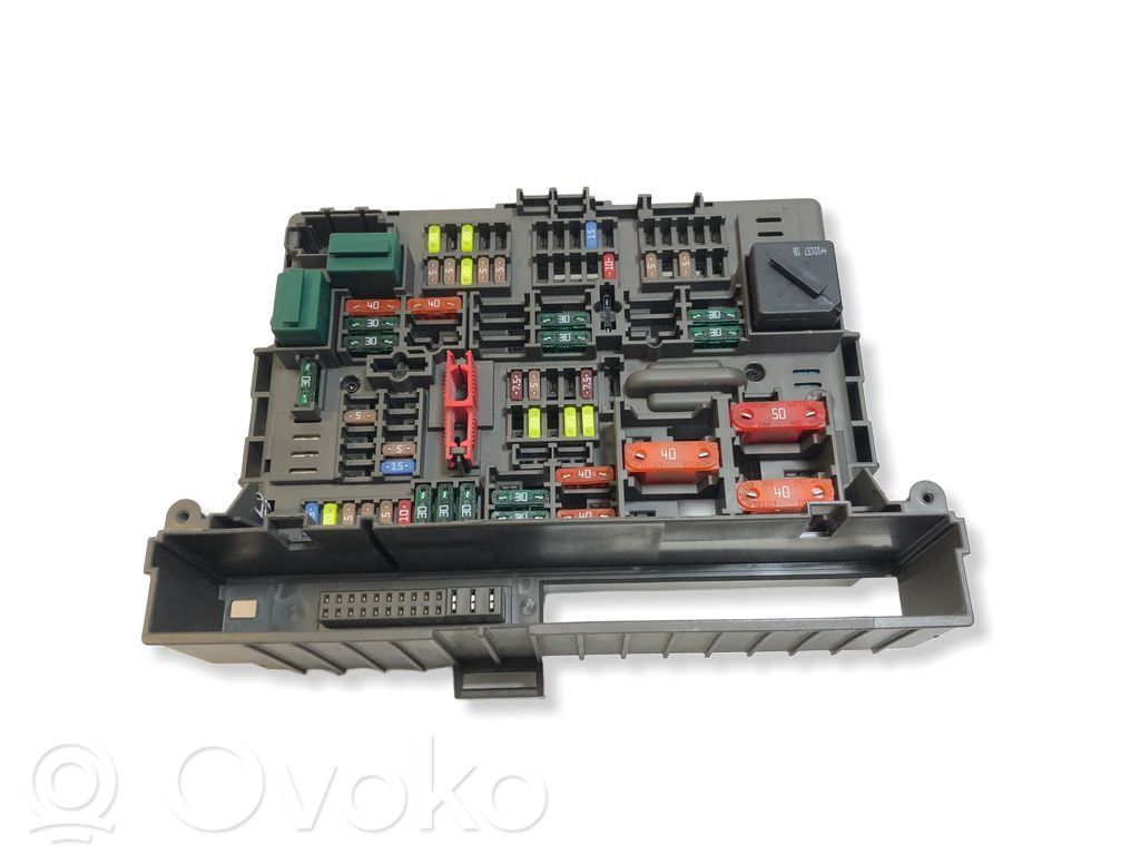 BMW X1 E84 Fuse module 