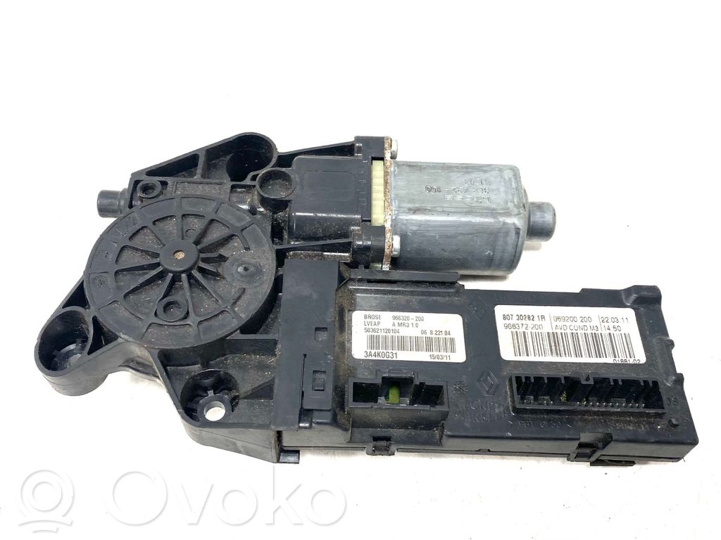 Silnik regulatora szyby drzwi przednich   807302821R,807302821R,966320200,0130822478,06822104,3A4K0G31,503621120104,5556210200,966372200,969200200