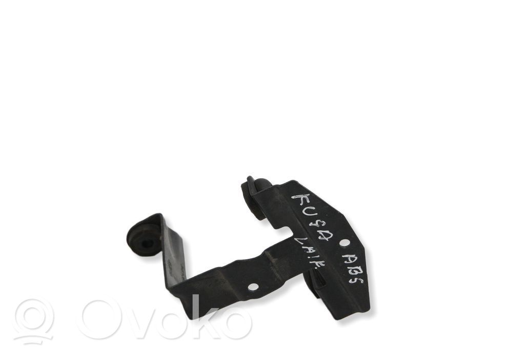 Ford Kuga I ABS-pumpun kiinnike 