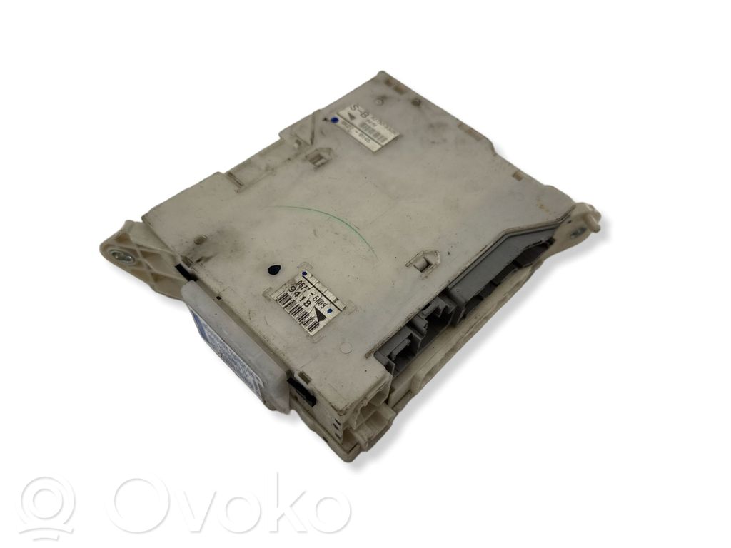 Lexus IS 220D-250-350 Fuse module 