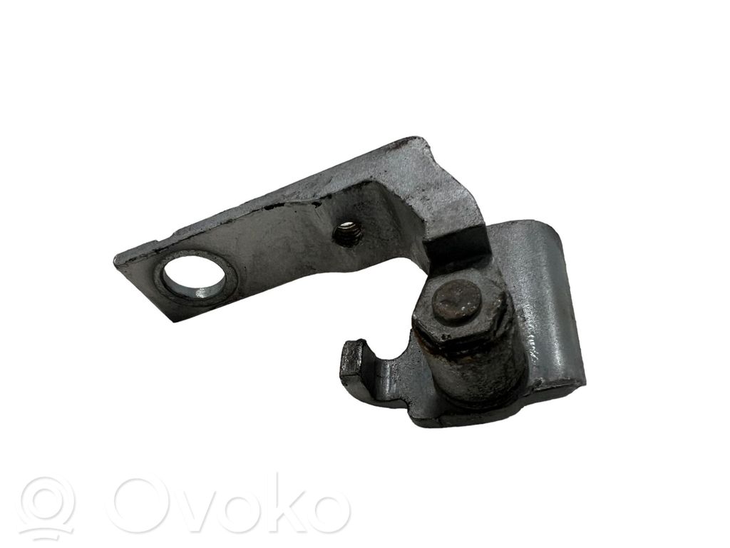 Ford C-MAX II Rear door lower hinge 