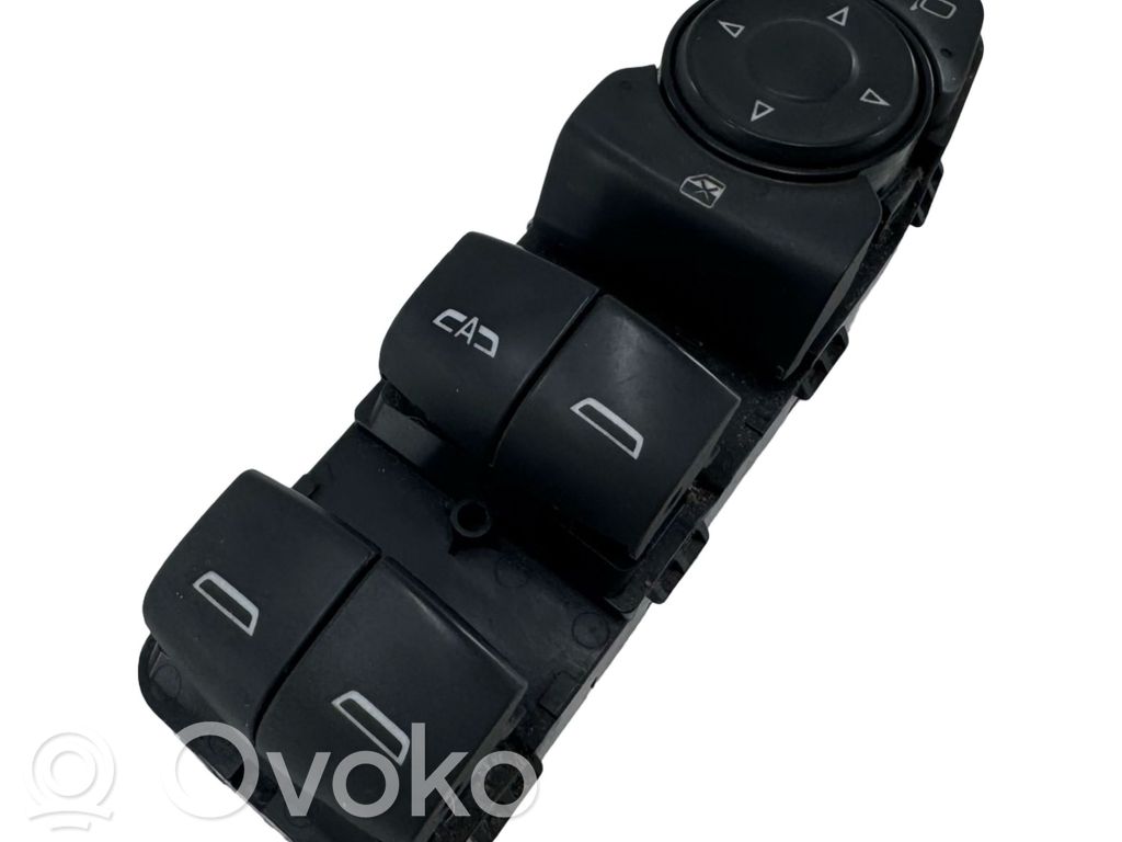 Chevrolet Volt II Electric window control switch 