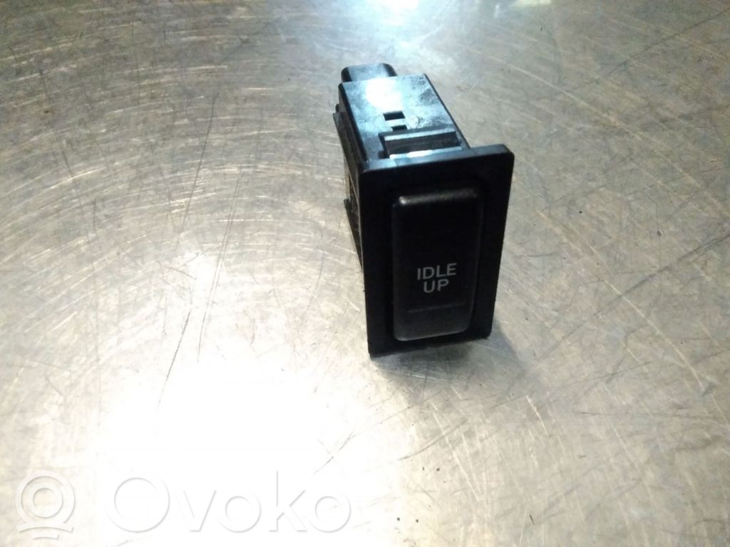Toyota RAV 4 (XA20) Other switches/knobs/shifts 