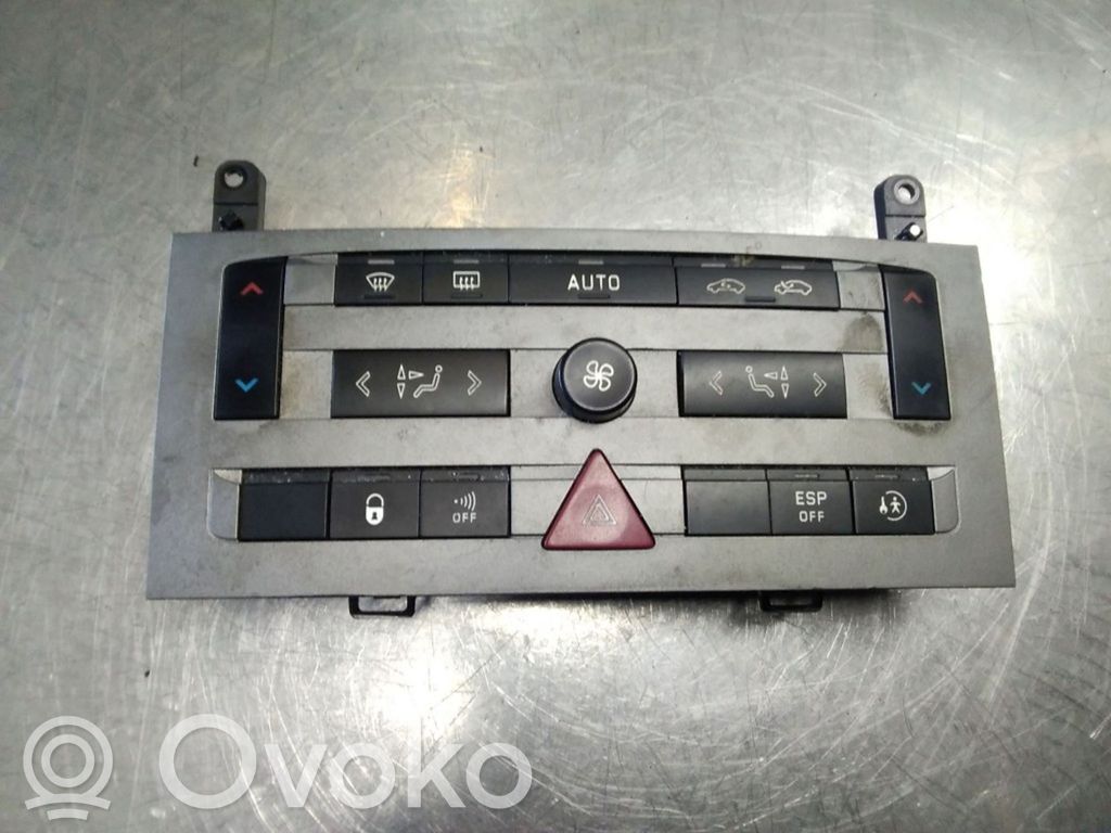 Peugeot 407 Climate control unit 