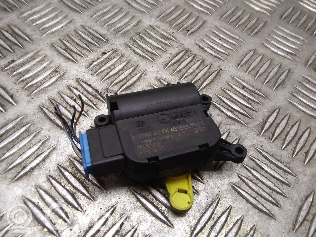 Motor/activador trampilla de calefacción   0132801342,1K2907511C