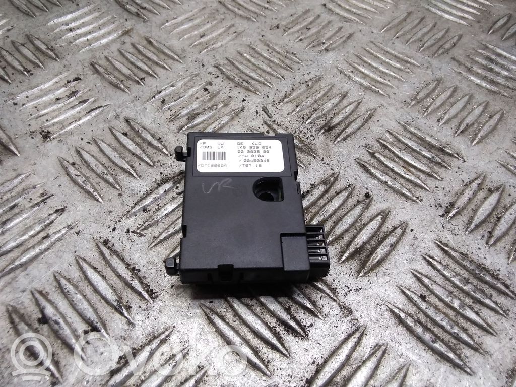 Skoda Octavia Mk2 (1Z) Steering angle sensor 