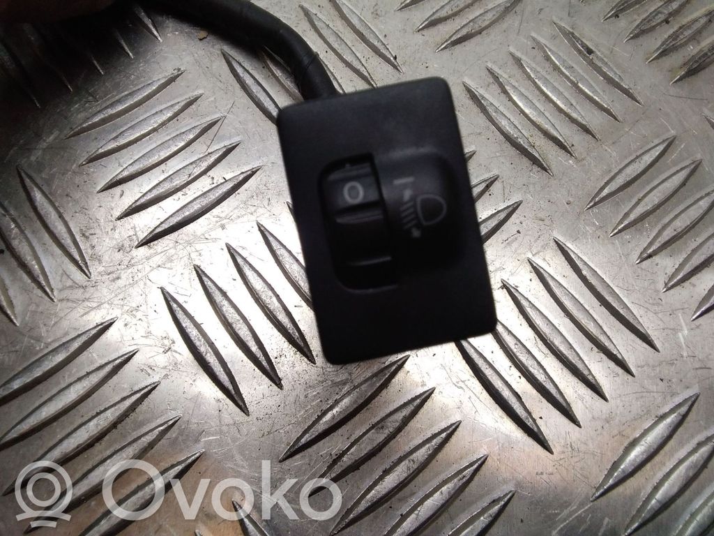 Toyota Prius (XW20) Headlight level height control switch 