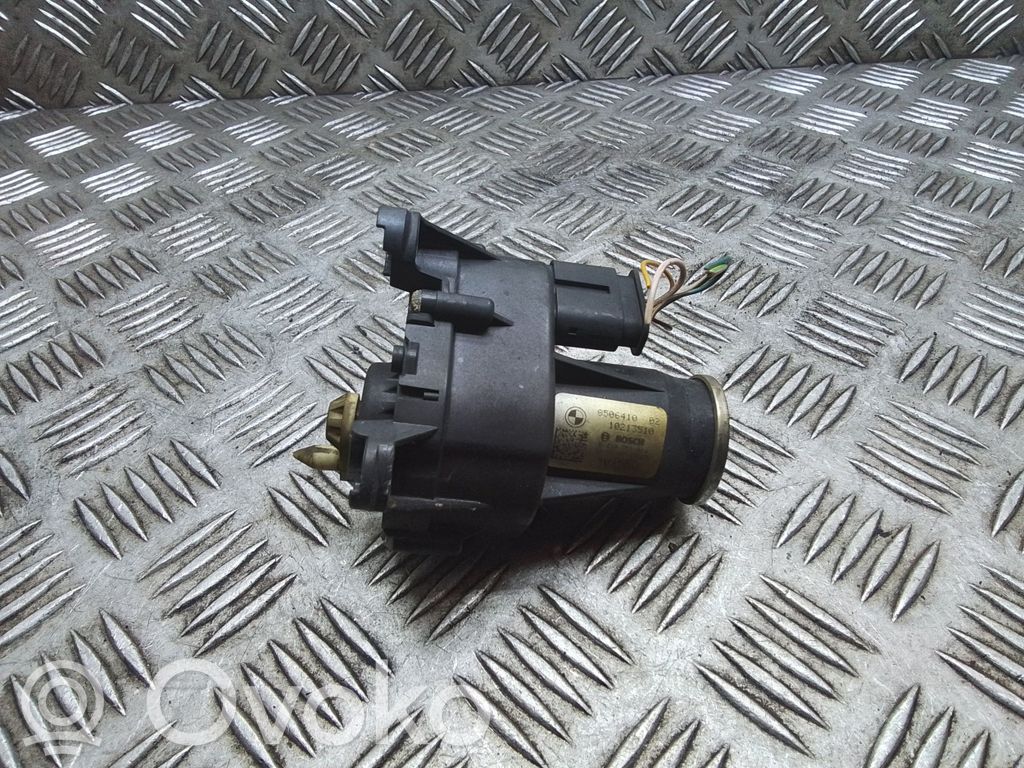 BMW 5 F10 F11 Intake manifold valve actuator/motor 
