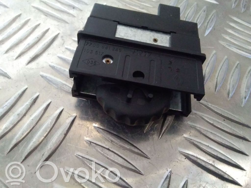 Renault Megane I Headlight level height control switch 