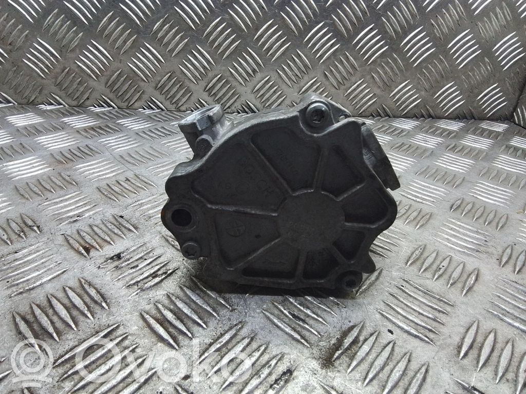 Peugeot 308 Vacuum pump 