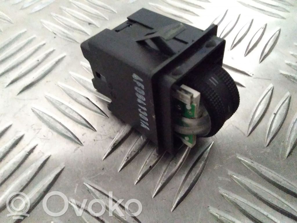 Audi A6 S6 C6 4F Headlight level height control switch 